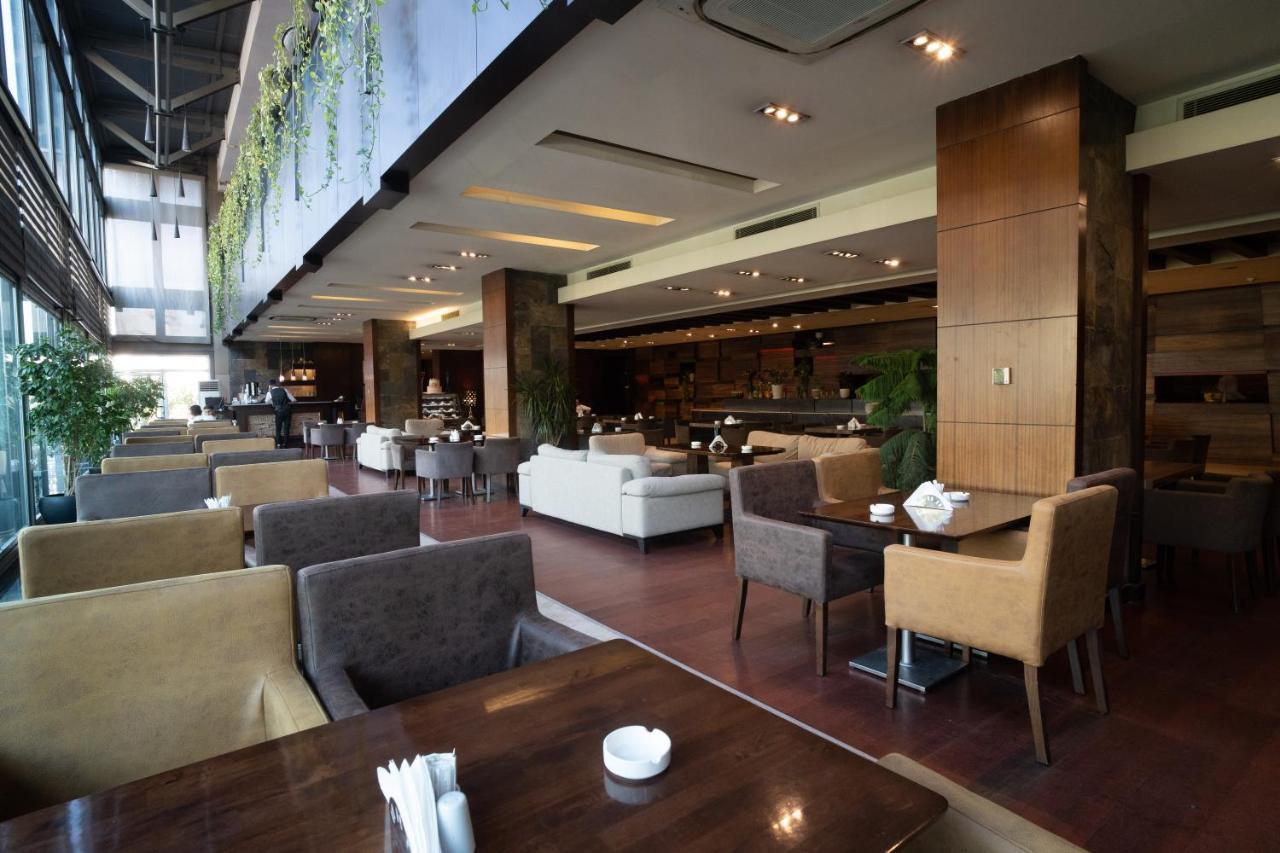 Canyon Hotel Erbil Esterno foto
