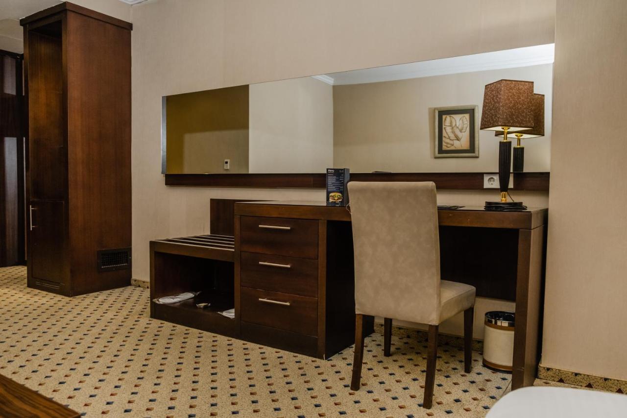 Canyon Hotel Erbil Esterno foto