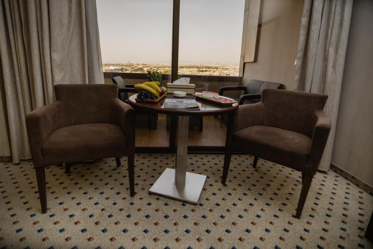Canyon Hotel Erbil Esterno foto
