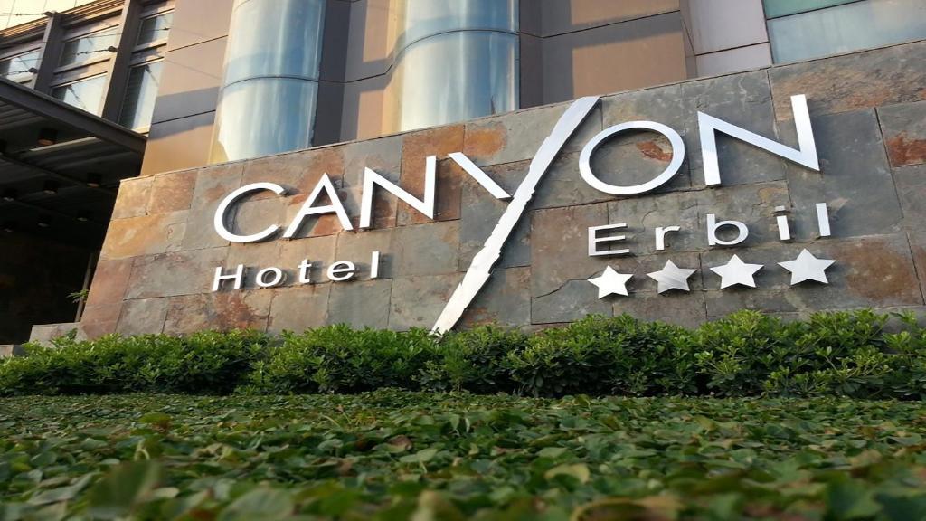 Canyon Hotel Erbil Esterno foto