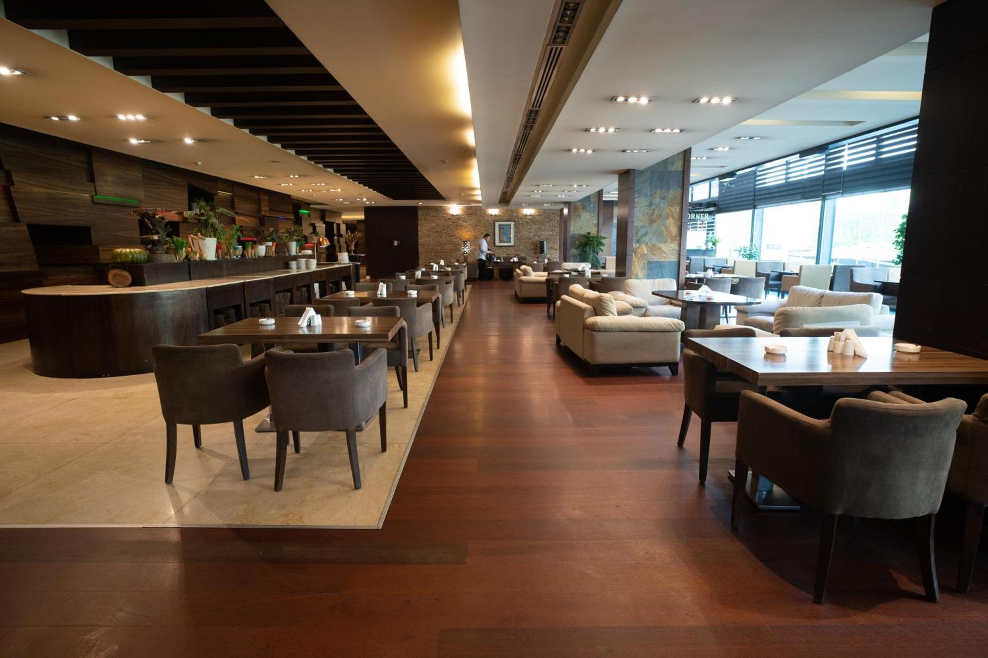 Canyon Hotel Erbil Esterno foto