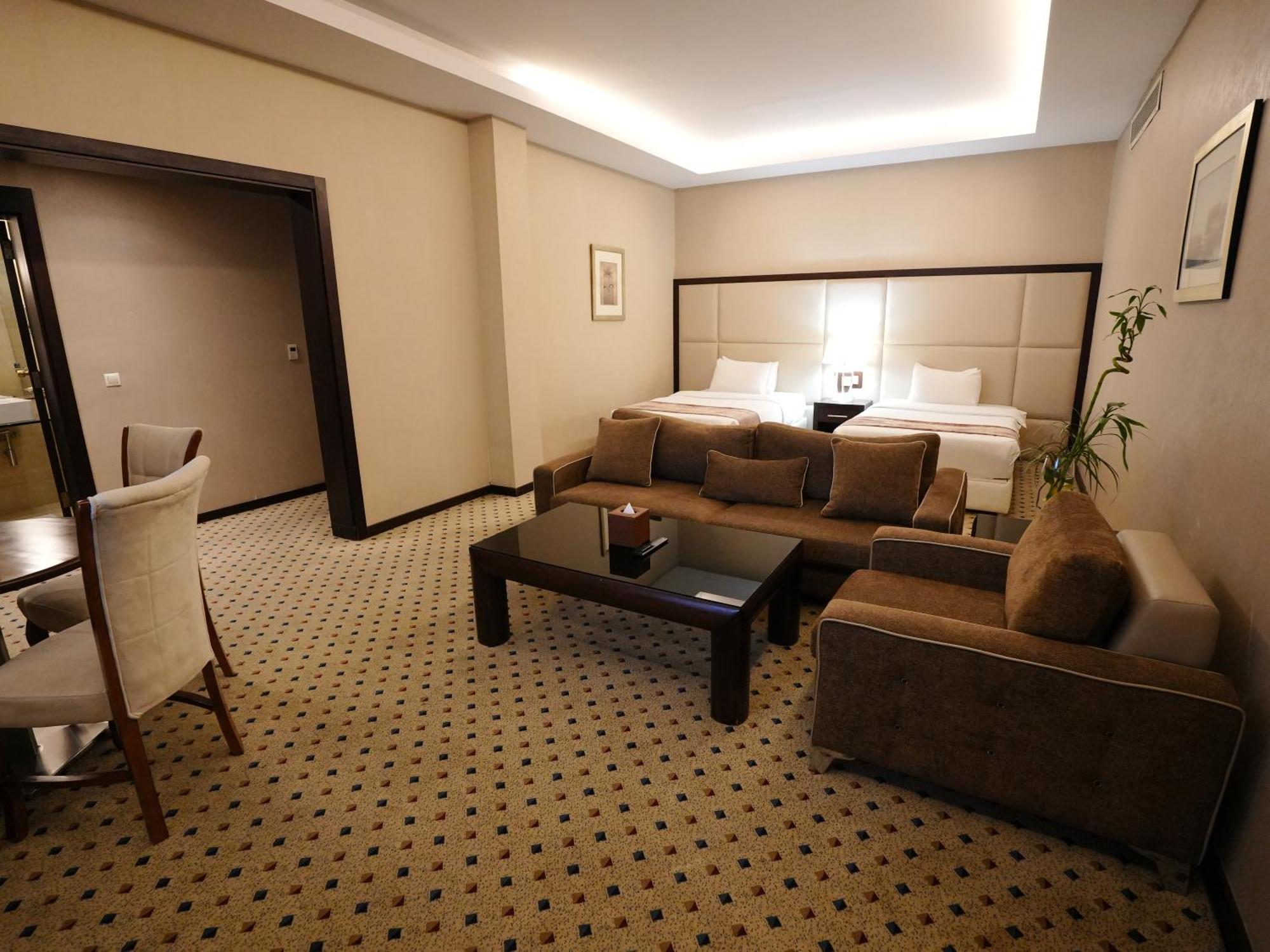 Canyon Hotel Erbil Esterno foto